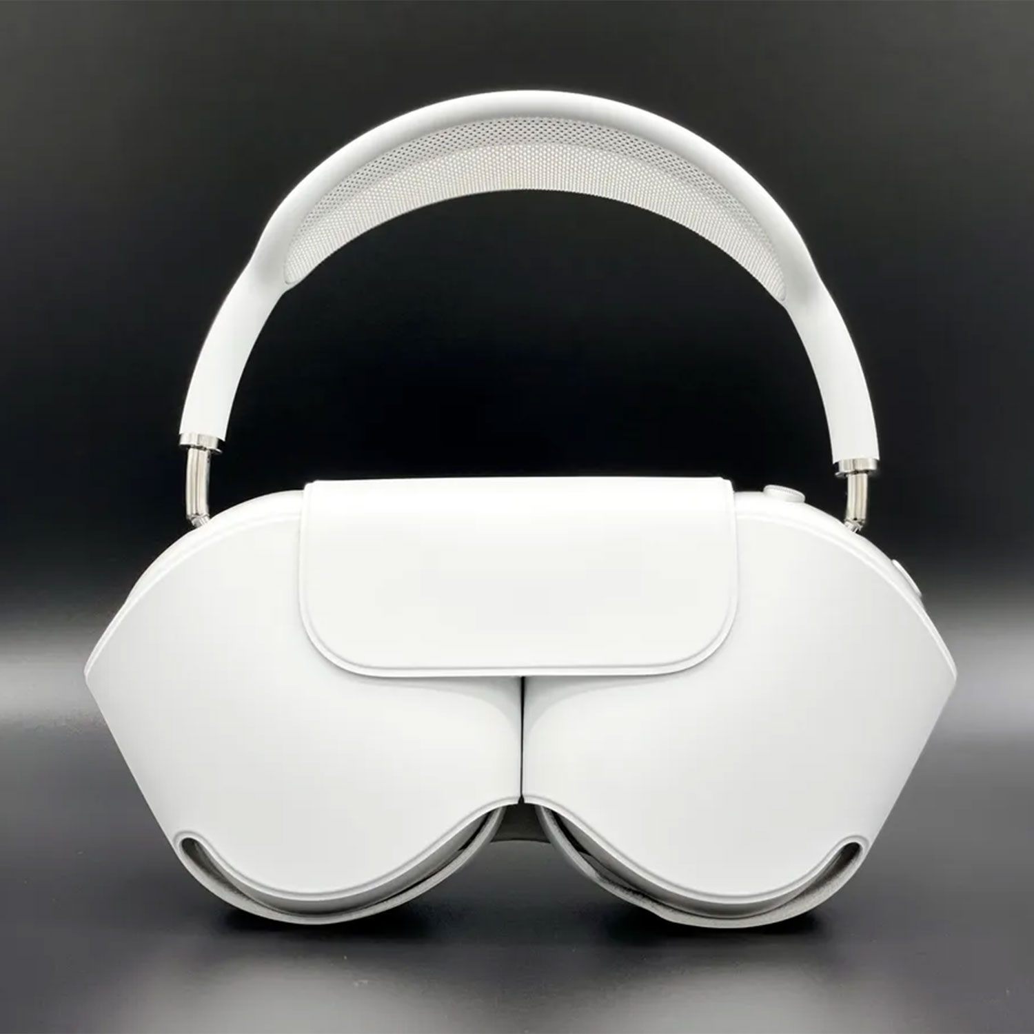 Apple AirPods Max Wireless ANC Headphones with Pouch – Silver - Image 3