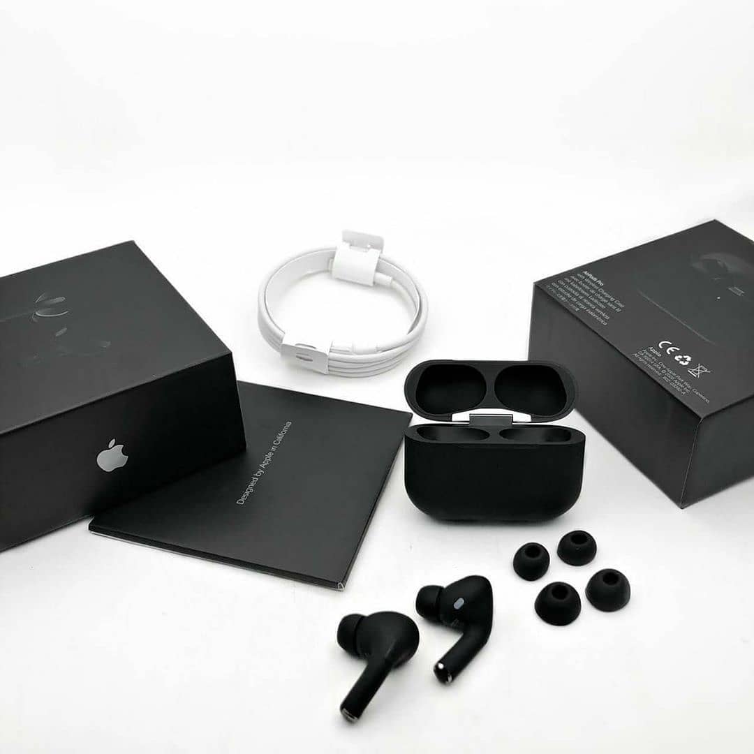 Apple AirPods Pro 2 ANC Hengxuan β Powerful Noise Cancellation Black & White - Image 5
